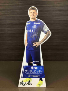 鹿児島ユナイテッドFC アンジェロッティ選手 等身大パネル