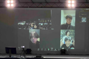 ユナイテッド喜入感謝祭のステージ企画を楽しむ来場者の様子