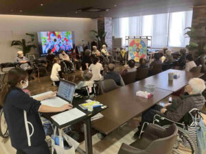 デイケアリハビリセンター前之浜で行われた高校生・大学生の体験学習の様子